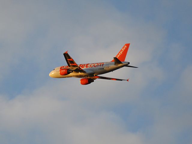 Правила провоза ручной клади и багажа авиакомпании Азур Эйр на чартерных рейсах